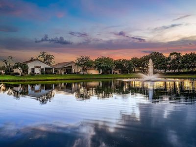 10315 Lexington Lakes Boulevard S