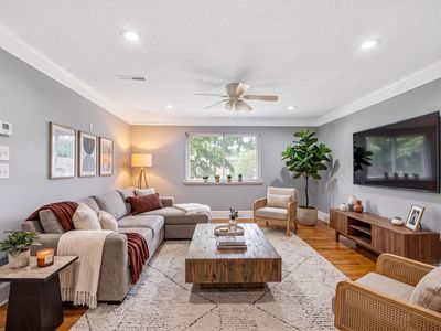 611 Andrea Ln #611