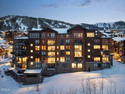 7677 Village Way #403