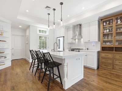 7 Mystic St #2