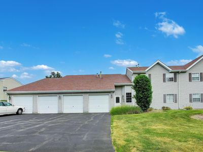 Property at 66 Gant Cir APT E, Streamwood, IL