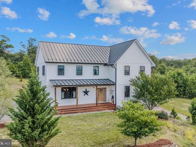 1089 Waugh Rd