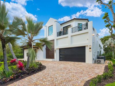 23 Coconut Lane