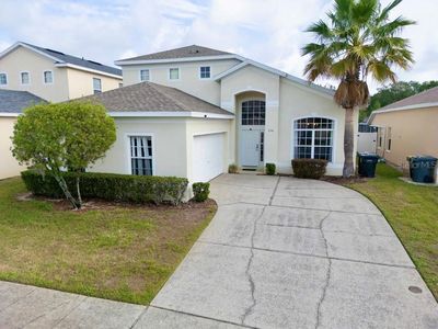 936 Bloomingdale Dr