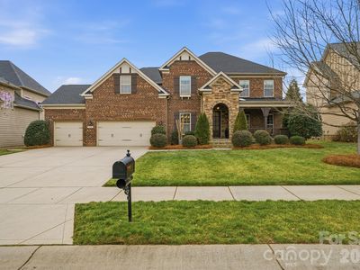 770 Franklin Tree Dr NW