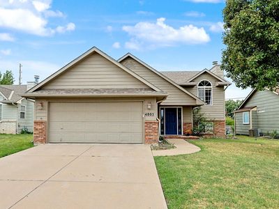 4805 E Pembrook Ct