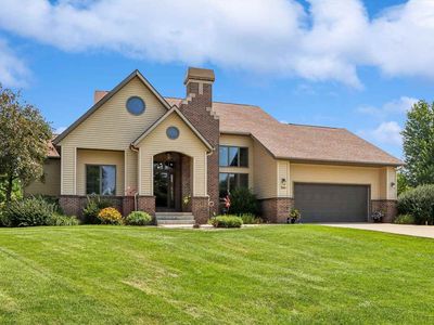 544 28th Ln