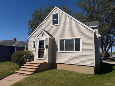 200 S 22nd St
