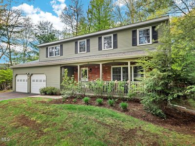 24 Huntwood Drive