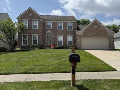 6169 Fox Run Ln