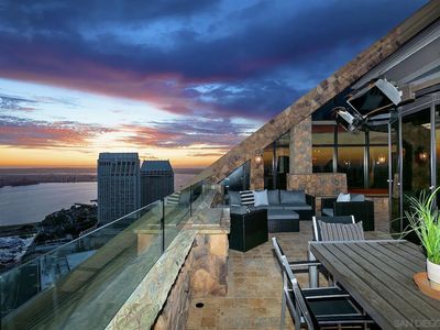 100 Harbor Dr UNIT 4102