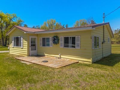 723 N Perry Creek Rd