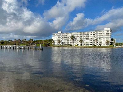 1536 SE 15th Court #202