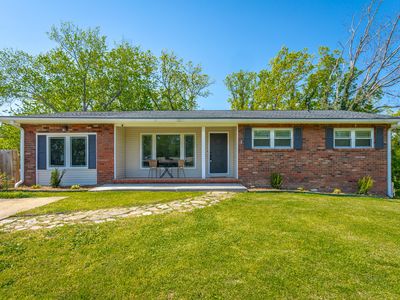 5829 Ragnar Dr