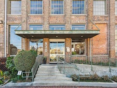 920 Poeyfarre St APT 225