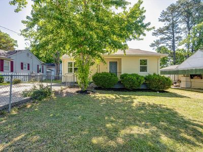 1302 Adonna Ln