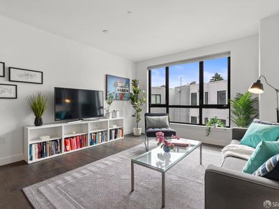 1300 22nd St APT 411