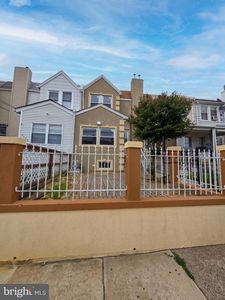Property at 7153 Radbourne Rd, Upper Darby, PA