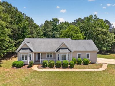 Property at 240 Ashley Trace Dr, Locust Grove, GA