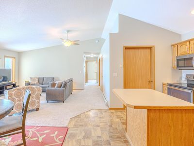 403 Clausen Ave SW APT 5