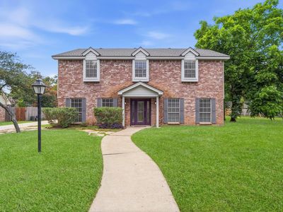 3902 Stillview Dr