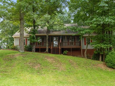 6161 Lakeside Dr