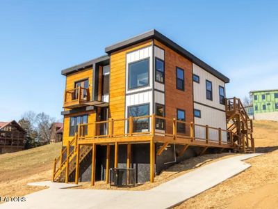 717 Bullwinkle Way
