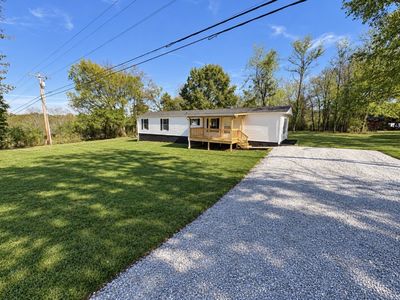 215 Flat Rock Rd