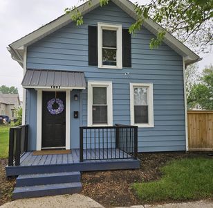 1301 Elston St