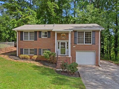 1169 Mountain View Dr