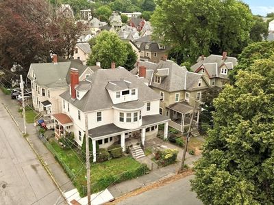 384-386 High St