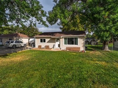 4413 Ryan Ave