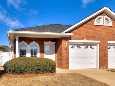 35 Crescent Moon Ct