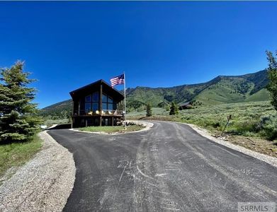 3679 Henrys Lake Cir