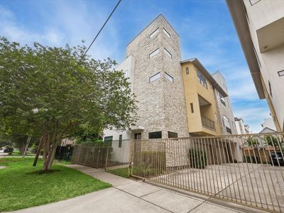 4611 Austin St #C