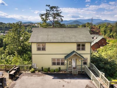 1129 Cove Falls Way