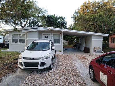 948 NW 14th Ct