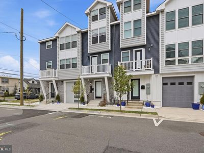 100 N Monroe Ave #2