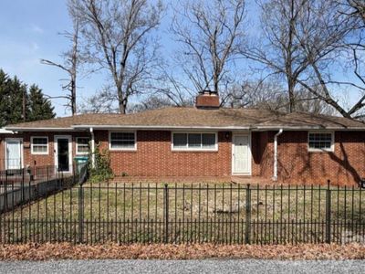 108 W Washington Ave