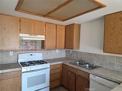 Property at 751 Higgins Rd APT 1, Barstow, CA