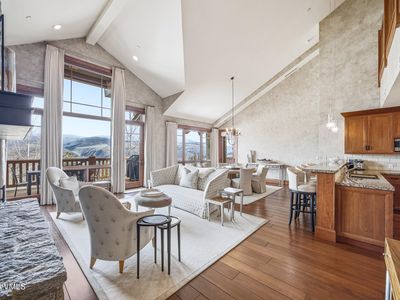 335 Hummingbird Dr #B304