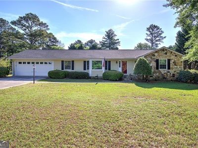 18 Alpine Dr