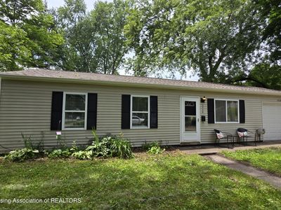 Property at 3920 S Deerfield Ave, Lansing, MI