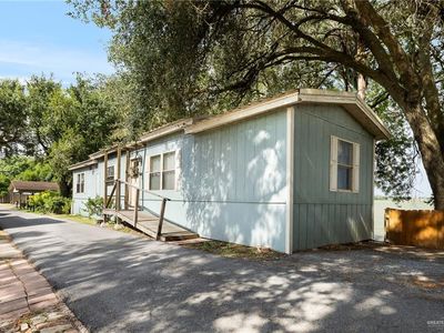 8406 Lago Vista Dr