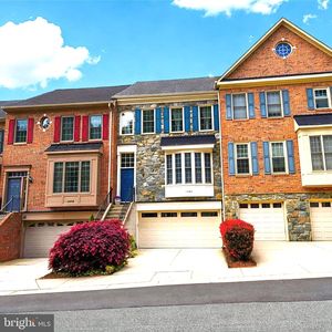 1040 Grand Oak Way
