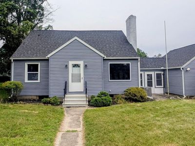 711 W Lusher Ave