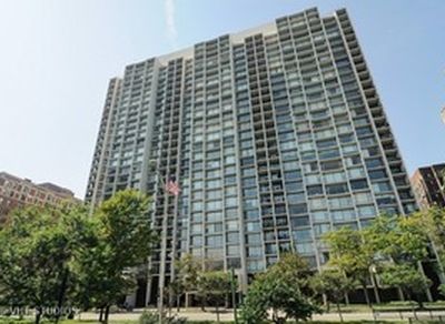 3200 N Lake Shore Dr APT 410