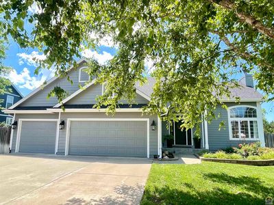 2511 SW Wexford Dr