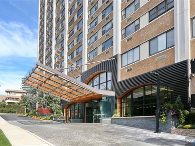 250 Gorge Rd APT 28E