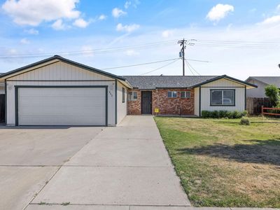 Property at 883 Clover Lane, Hanford, CA